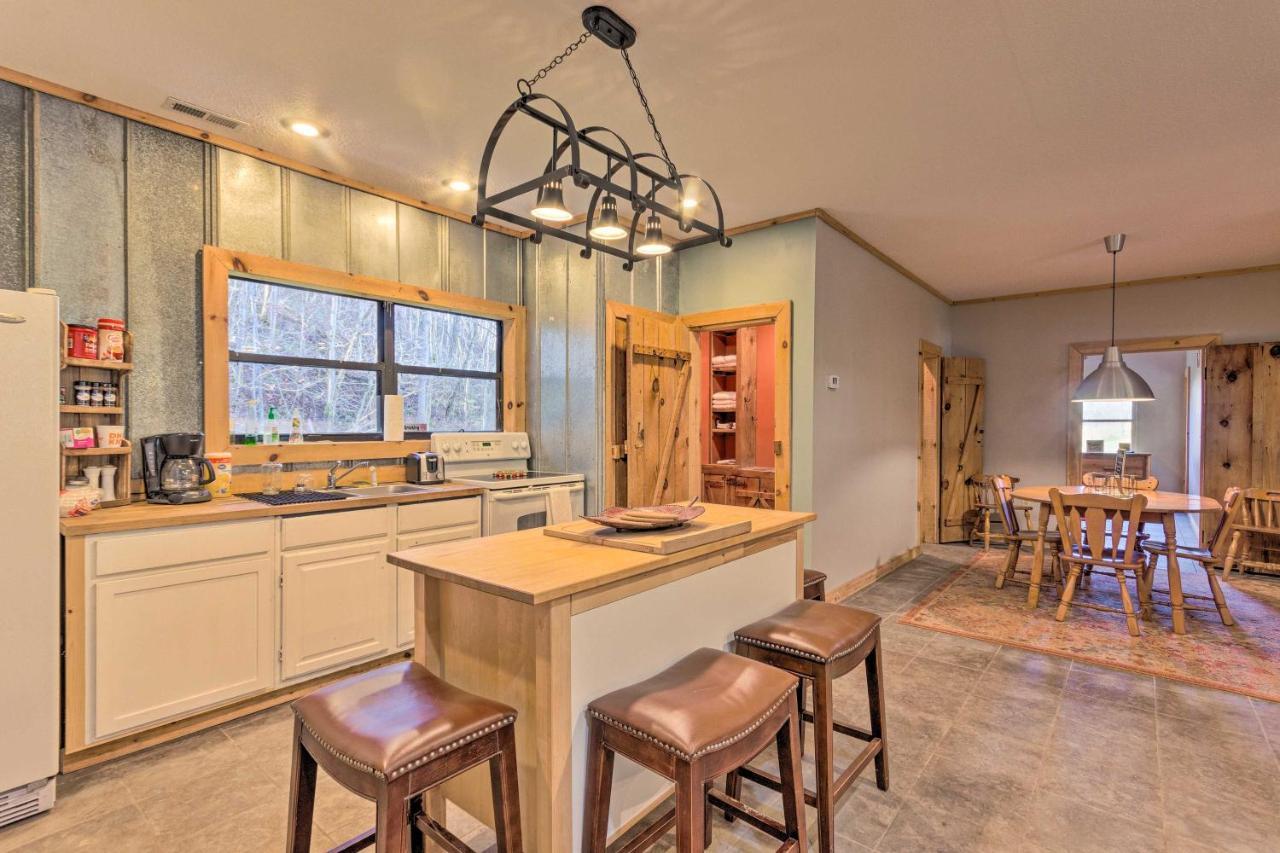 Pet-Friendly Blue Ridge, Cherokee Forest Retreat! Greeneville Exterior foto